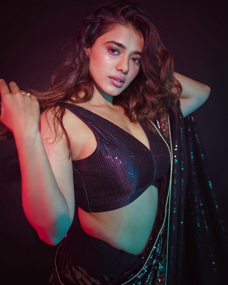 Ketika Sharma Sexy Looks in Black Saree