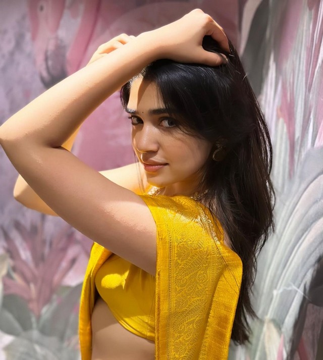 Krithi Shetty Scintillating Look in Yellow Saree