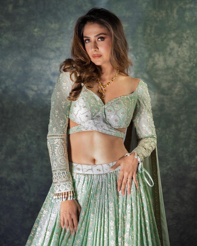Gorgeous Pics Of Malvika Raaj in Designer Outfit