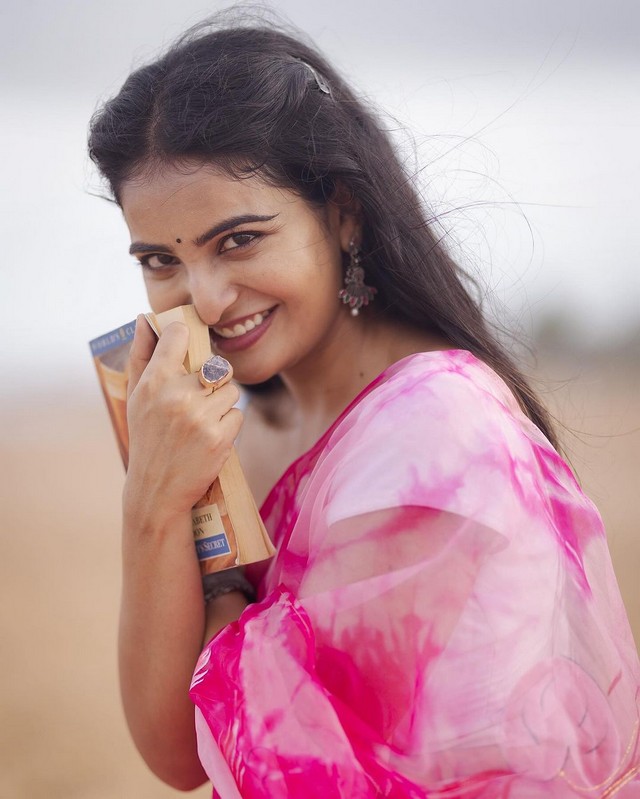 Ananya Nagalla Sizzling Clicks in Pink Saree