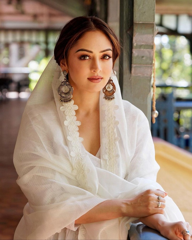 Sandeepa Dhar Looks Awesome in White Dress