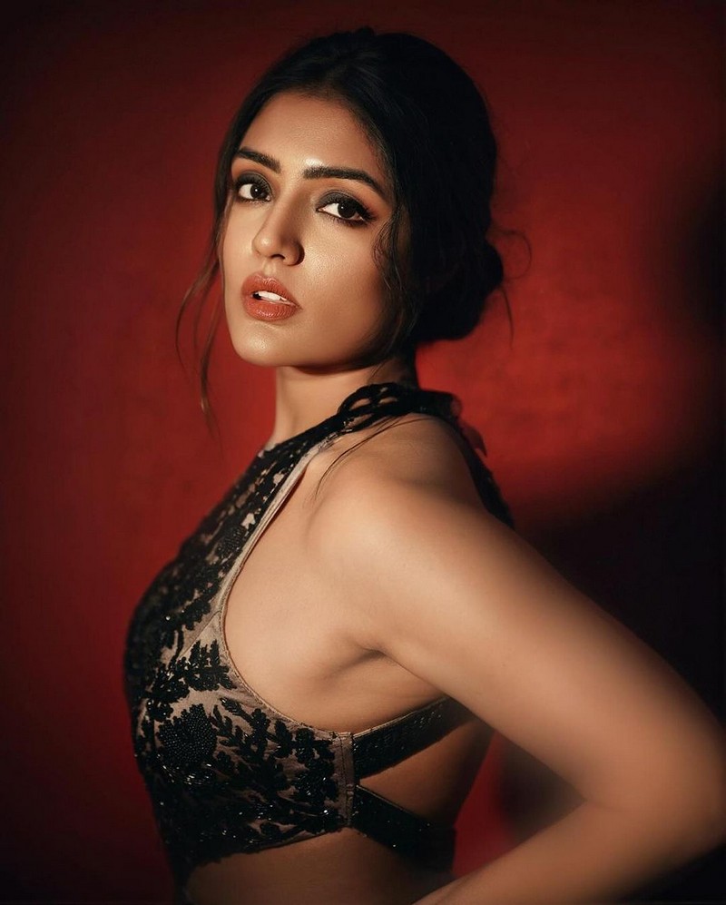 Alluring Poses Of Eesha Rebba in Black Outfit