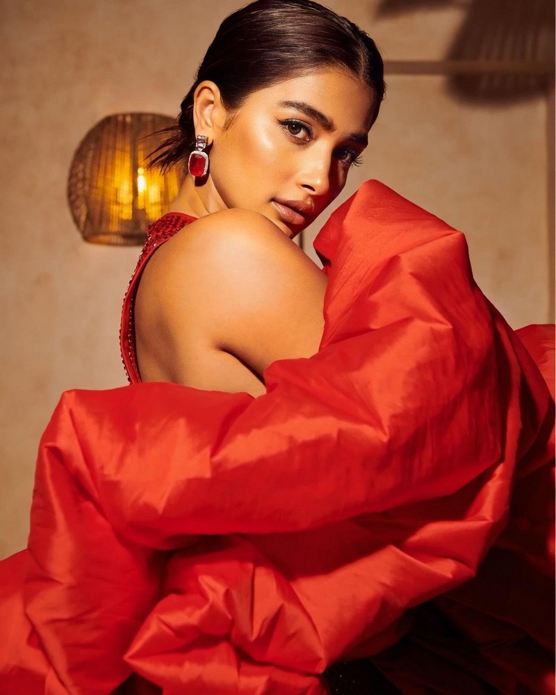 Pooja Hegde Looking Stuns in Red Dress