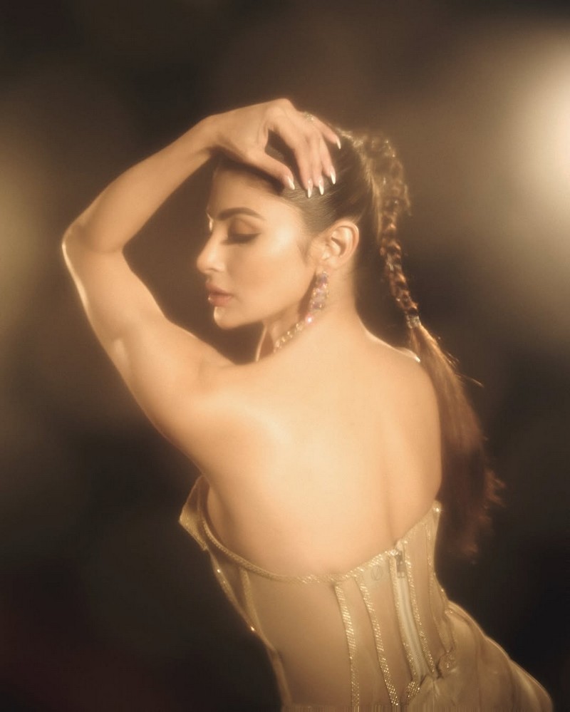 Actress Mouni Roy Hottest Clicks